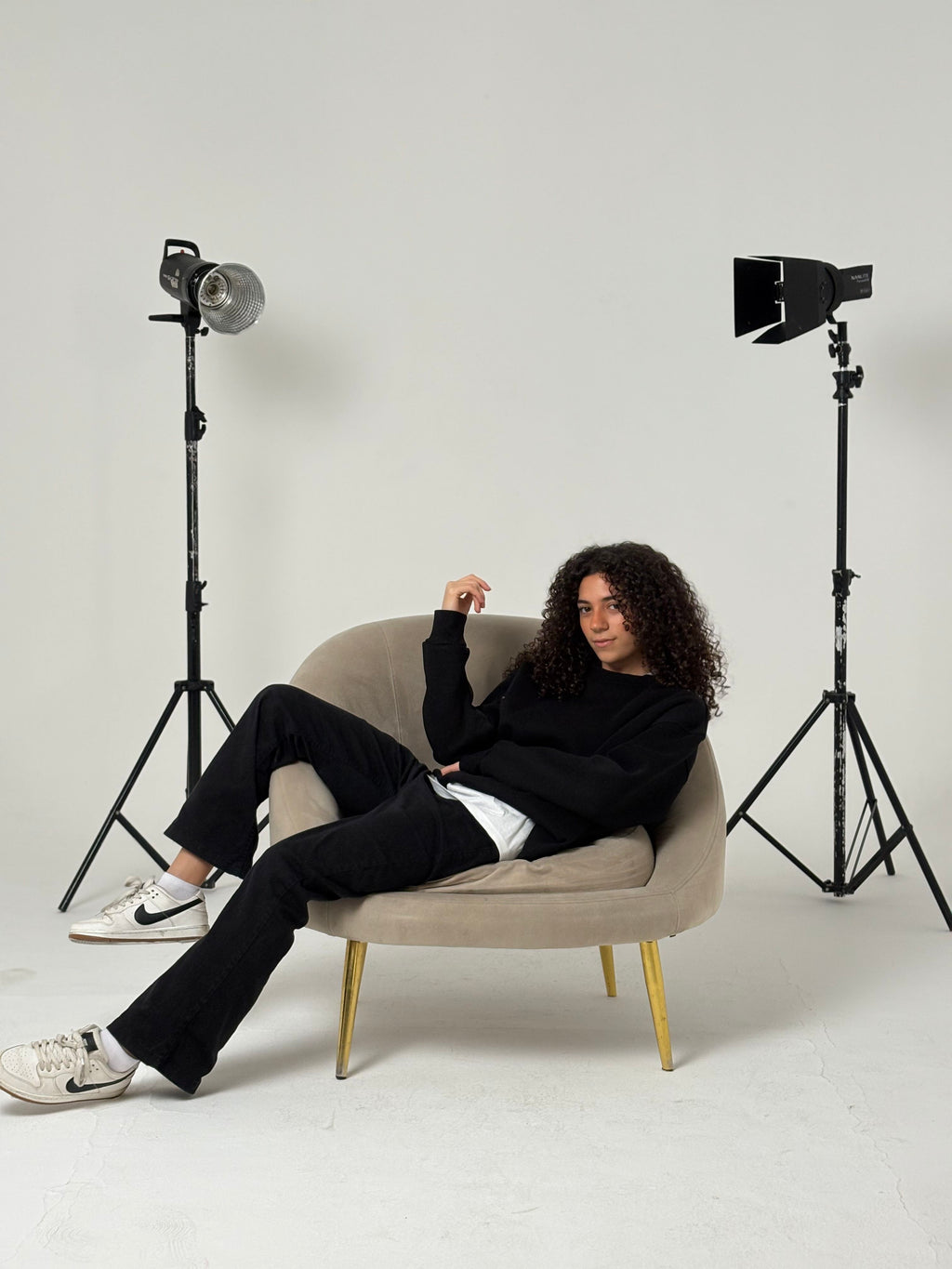 Essential Premium Crewneck - Black