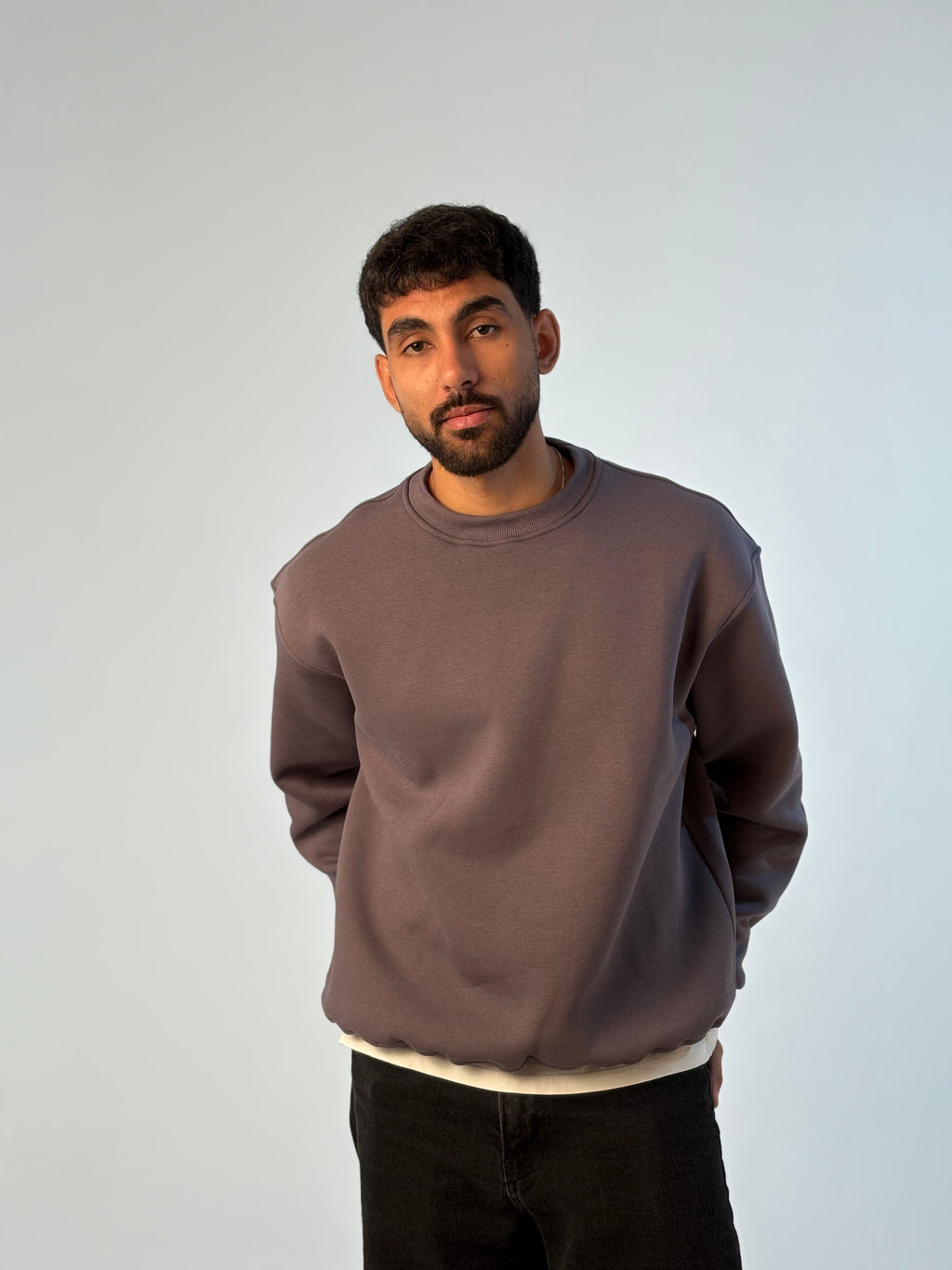 Essential Premium Crewneck - Gray