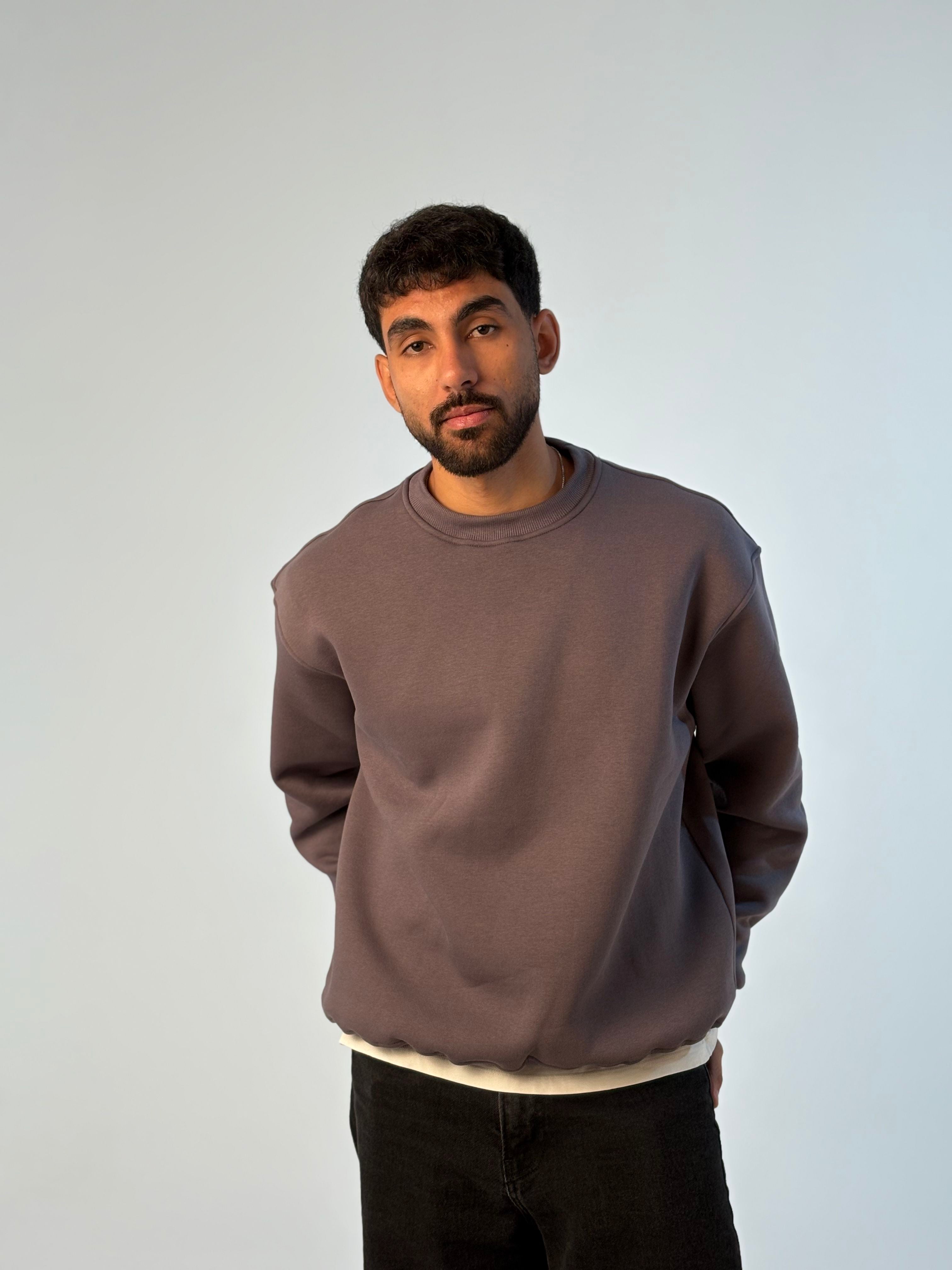Essential Premium Crewneck - Gray
